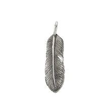 將圖片載入圖庫檢視器 Feather Right Facing Pendant, Medium