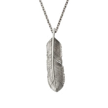 將圖片載入圖庫檢視器 Feather Left Facing Pendant, Large