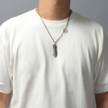 將圖片載入圖庫檢視器 Feather Heart Left Facing Pendant