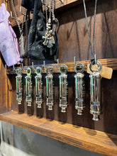 將圖片載入圖庫檢視器 ACME Limited Edition Metal Survival Whistle Pendant - UK