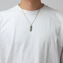 將圖片載入圖庫檢視器 Feather Turquoise Right Facing Pendant, Small