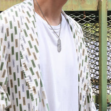 將圖片載入圖庫檢視器 Feather Right Facing Pendant, Large