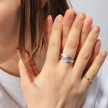 將圖片載入圖庫檢視器 Feather Rhodium Plated Curled Ring