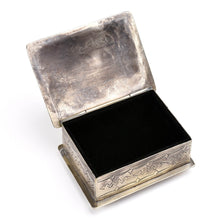 Load image into Gallery viewer, 《J.ALEXANDER》SMALL STAMPED BOX WITH TURQUOISE