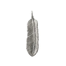 將圖片載入圖庫檢視器 Feather Heart Left Facing Pendant