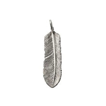 將圖片載入圖庫檢視器 Pre Order - Feather Left Facing Pendant with 18K Gold Heart