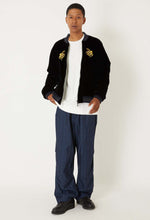 Load image into Gallery viewer, -TORA NI FUJI-
REVERSIBLE SOUVENIR JACKET