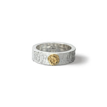 Load image into Gallery viewer, 10K Gold Yellow Poppy Flower Tufa Cast Ring with Diamond Inside