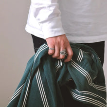 將圖片載入圖庫檢視器 Rhodium Plated Sun Symbol and Arabesque Openwork Curled Ring