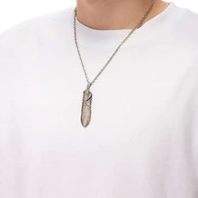 將圖片載入圖庫檢視器 Feather Heart Left Facing Pendant