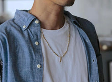 Load image into Gallery viewer, SILVER BEADS WITH SMALL FEATHER