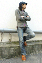 Load image into Gallery viewer, EIGHT'G 602-RD3 TIGHT STRAIGHT REAL DAMAGE JEANS