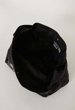 Load image into Gallery viewer, Torani Fuji Quilted Mail Bag
