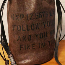 將圖片載入圖庫檢視器 HOUSTON LEATHER POUCH
