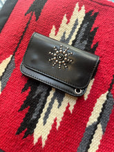 將圖片載入圖庫檢視器 TOCHIGI LEATHER BIFOLD WALLET
