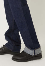 Load image into Gallery viewer, BLUE BLUE JAPAN Red-eared Slider Straight Jeans
