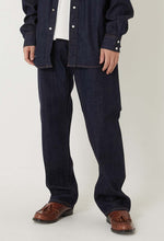 將圖片載入圖庫檢視器 BLUE BLUE MENS WOVEN MOD SUPIMA SELVAGE DENIM WIDE JEANS
