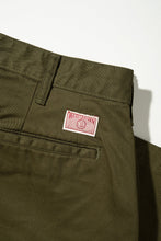 將圖片載入圖庫檢視器 BIG JOHN M803E(47) CLASSIC TROUSER CHINO - ARMY GREEN
