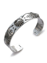 Load image into Gallery viewer, BELIEVEINMIRACLE EAGLE BANGLE
