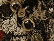 Load image into Gallery viewer, SILVER PLATED BRASS MARY MEDAL KEY HOLDER
