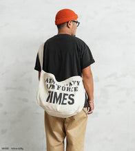 將圖片載入圖庫檢視器 WAIPER COTTON CANVAS NEWSPAPER BAG
