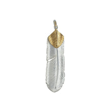 將圖片載入圖庫檢視器 Feather Natural Silver Color Right Facing Pendant with Gold Plated Bronze Heart
