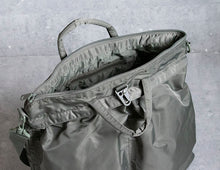 將圖片載入圖庫檢視器 US TYPE Air Force Helmet Bag
