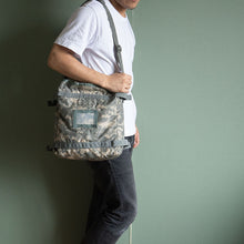 將圖片載入圖庫檢視器 U.S. MOLLE 2 UCP SHOULDER BAG
