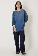 將圖片載入圖庫檢視器 BLUE BLUE KNITTED INDIGO SLUB JERSEY HAND REPAIRED HALF SLEEVE TEE
