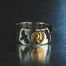 將圖片載入圖庫檢視器 24K Gold Plated Native American Motif Ring with Oxidized Eagles
