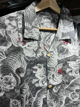 將圖片載入圖庫檢視器 SPECIAL - HOUSTON “百虎” ALOHA SHIRT - BLACK

