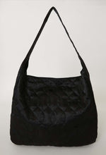 Load image into Gallery viewer, Torani Fuji Quilted Mail Bag
