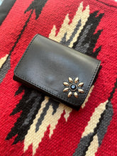 將圖片載入圖庫檢視器 TOCHIGI LEATHER BIFOLD WALLET
