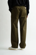 將圖片載入圖庫檢視器 BIG JOHN M803E(47) CLASSIC TROUSER CHINO - ARMY GREEN
