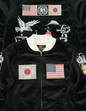 將圖片載入圖庫檢視器 HOUSTON LVETTEN SOUVENIR JACKET (NATIONAL FLAG) - BLACK
