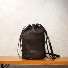 將圖片載入圖庫檢視器 HOUSTON LEATHER POUCH
