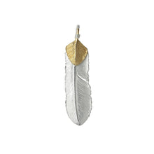 將圖片載入圖庫檢視器 Feather Natural Silver Color Left Facing Pendant with Gold Plated Bronze Heart

