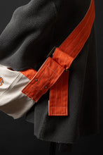 將圖片載入圖庫檢視器 World Workers Newspaper Bags - White
