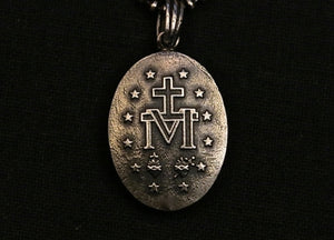 MARY NECKLACE -MOTHER OF PEARL