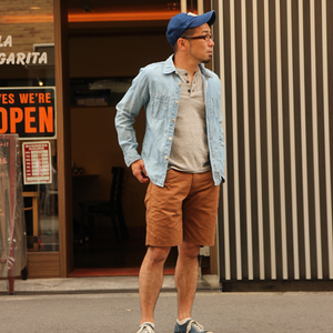 UES DUCK SHORTS - CAMEL