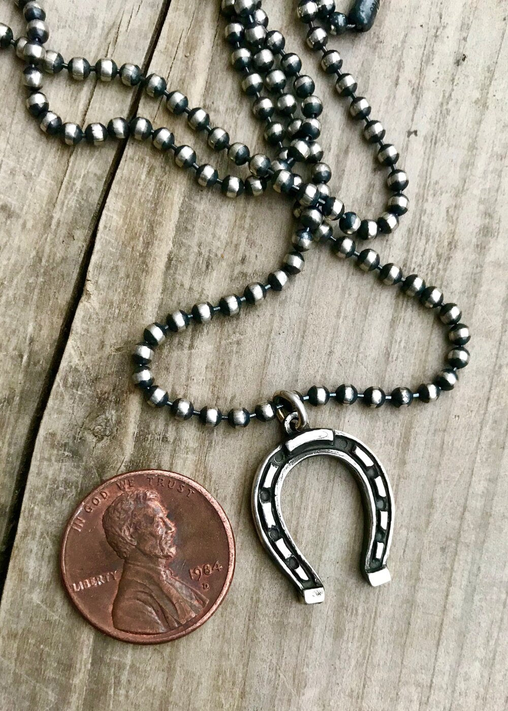 LUCKY HORSESHOE PENDANT – CRAFTMAN
