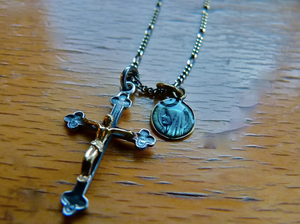 JESUS NECKLACE WITH EPOXY MEDAILLE