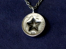 Load image into Gallery viewer, BUMP OUT STAR DIME NECKLACE
