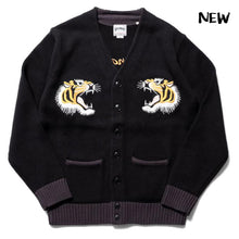 將圖片載入圖庫檢視器 HOUSTON SOUVENIR CARDIGAN (MAP) - BLACK
