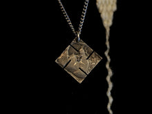 將圖片載入圖庫檢視器 SWASTIKA NATIVE AMERICAN COIN NECKLACE -DIAMOND-
